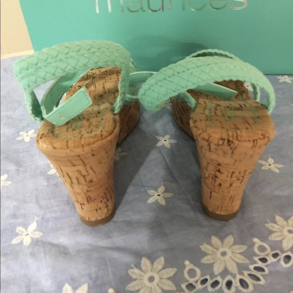 Size 6 - Picture 5 of 5